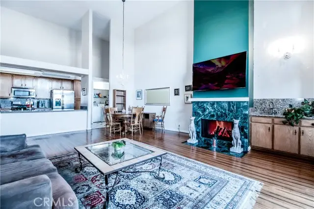 5440 Lindley Avenue #310, Encino, CA 91316 - Image #1