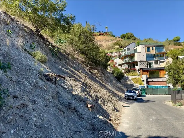 3747 Camino De La Cumbre, Sherman Oaks, CA 91423 - #2