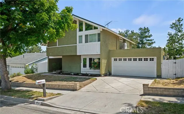 1054 Currier Avenue, Simi Valley, CA 93065 - #1