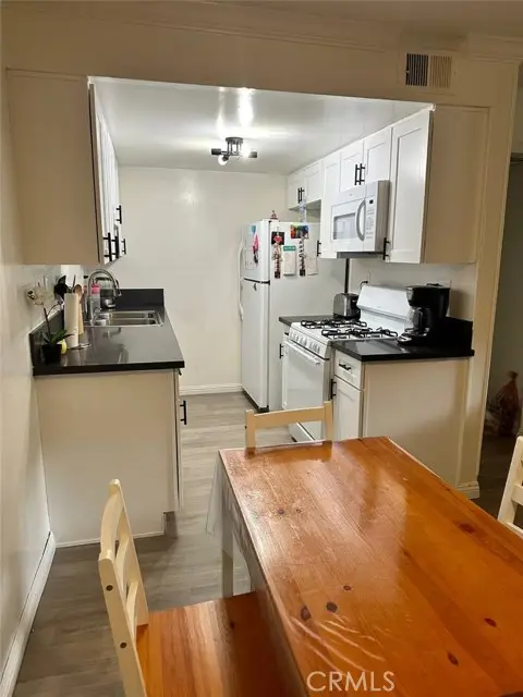 Address Withheld By Seller, San Fernando Valley, CA 91343 - Image #3