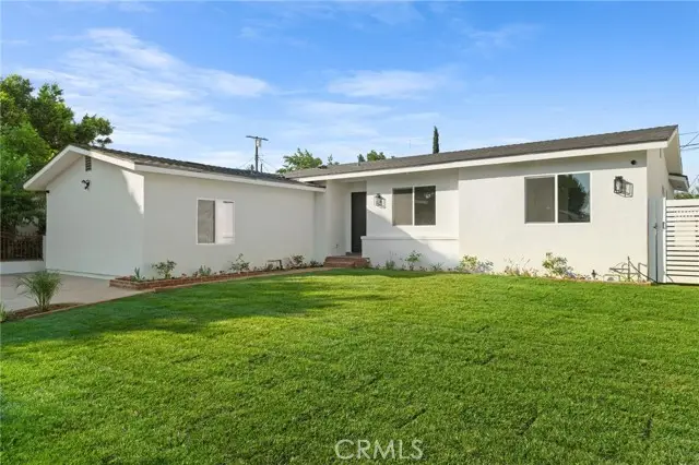 9076 Lev Avenue, Arleta, CA 91331 - Image #2
