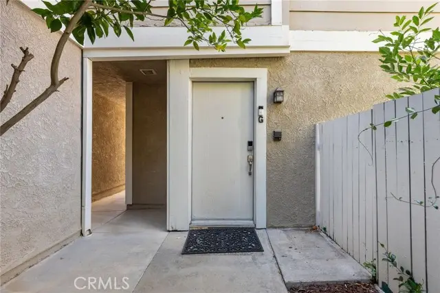 31321 The Old Road #G, Castaic, CA 91384 - Image #1