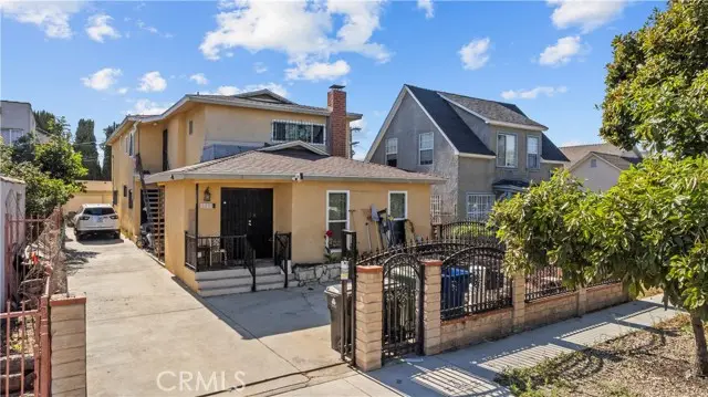 3887 S Van Ness Avenue, Los Angeles, CA 90062 - Image #1