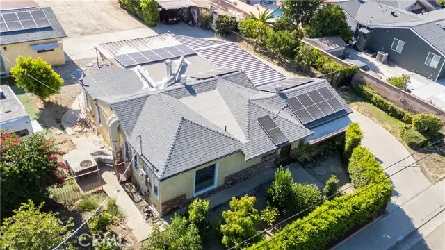 7645 Wilbur Avenue, Reseda, CA 91335 - Image #2