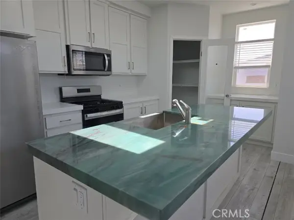 432 S Harbor Boulevard #101, Santa Ana, CA 92704