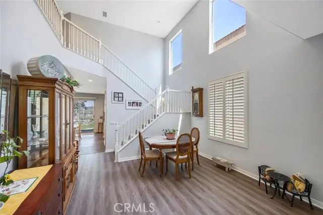 27950 Periwinkle Lane, Valencia, CA 91354 - Image #3