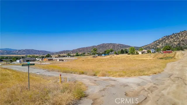 23 Harness Ave, Tehachapi, CA 93561 - #3