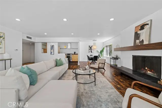 5339 Newcastle Avenue #112, Encino, CA 91316 - Image #1