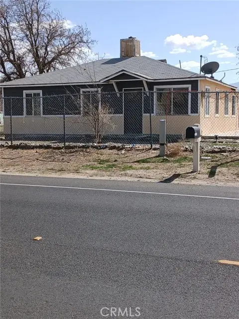 11028 E Avenue R, Sun Village, CA 93543 - Image #3