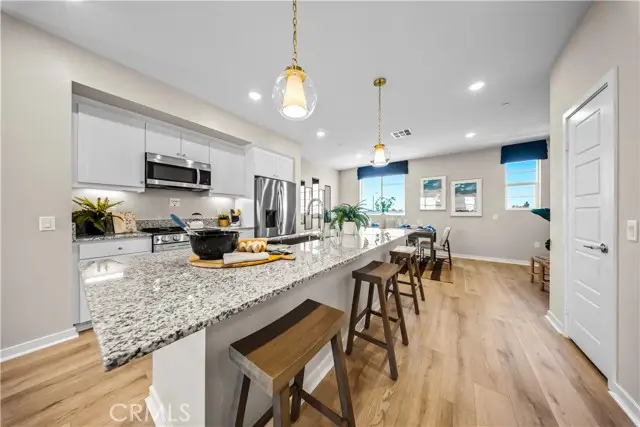 2864 Via Dolomito, Camarillo, CA 93012 - Image #3