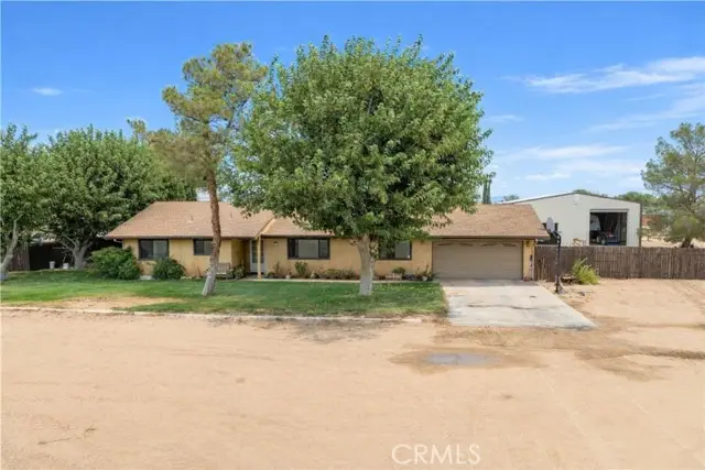 8155 W Avenue E, Lancaster, CA 93536 - #1