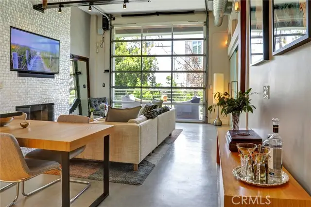 1152 N La Cienega Boulevard #203, West Hollywood, CA 90069 - Image #1