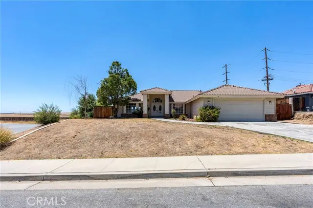 6000 Benbasset Place, Bakersfield, CA 93306 - Image #2