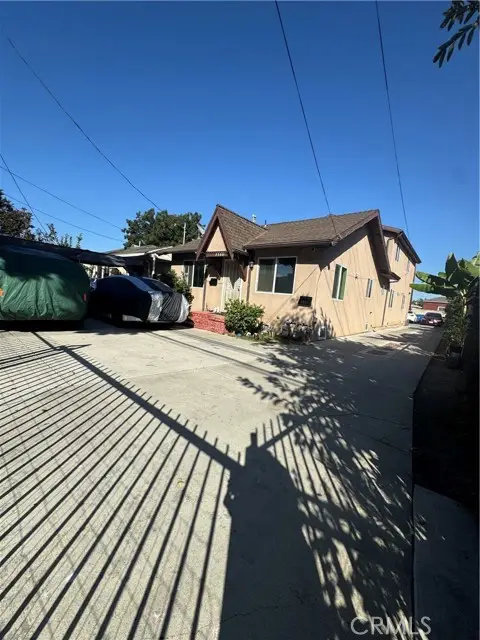 9300 S Hoover Street, Los Angeles, CA 90044