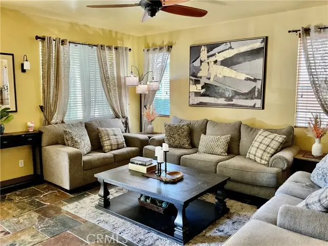 15717 Alia Court, Canyon Country, CA 91387 - Image #3