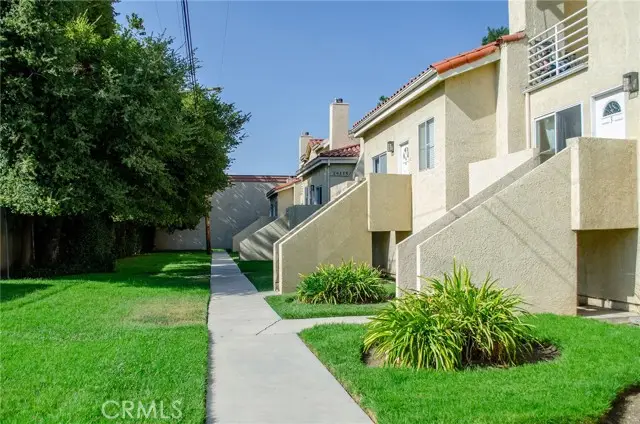 24115 Evans Avenue #1, Santa Clarita, CA 91321 - Image #2