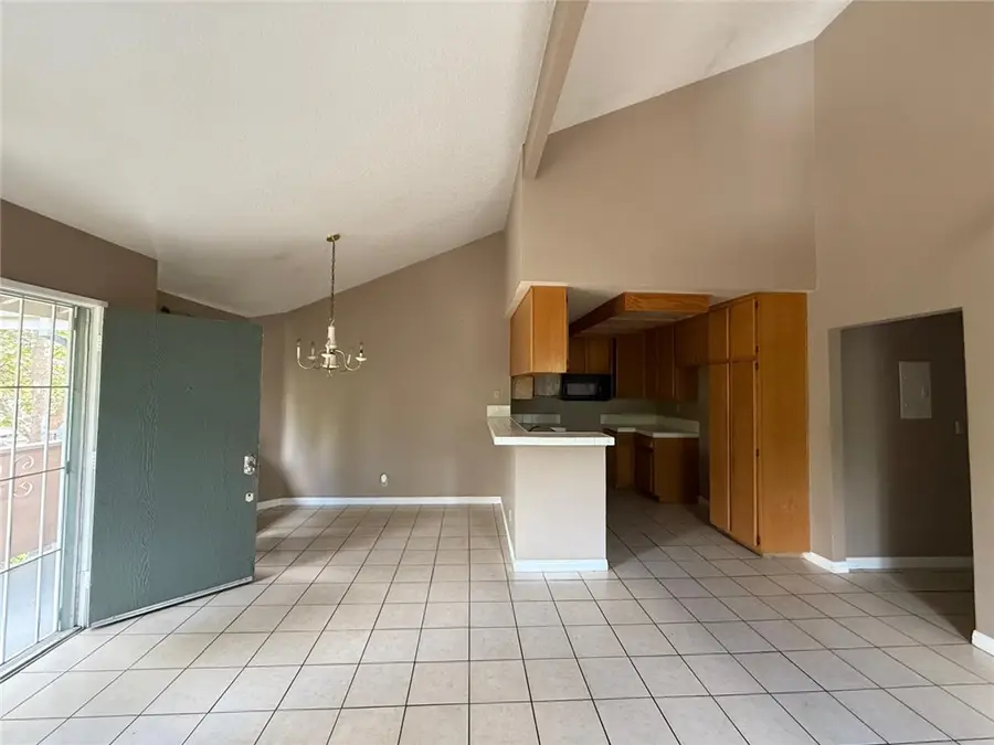 13144 Bromont Avenue #42, Sylmar, CA 91342 - Image #3