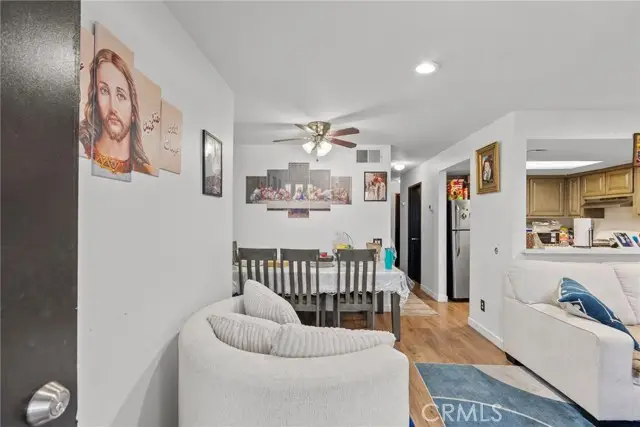 18209 Sierra #95, Canyon Country, CA 91351 - Image #3