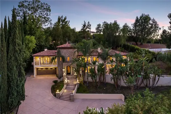 19554 Wells Drive, Tarzana (los Angeles), CA 91356