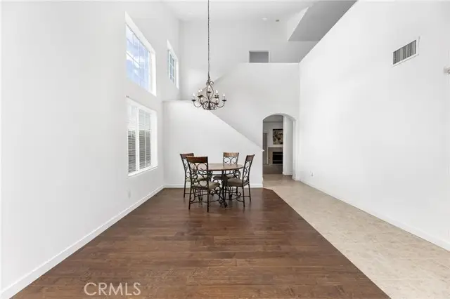 14529 Daisy Drive, San Fernando Valley, CA 91402 - #3