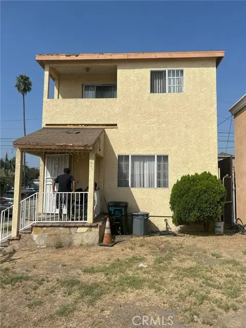 451 E 111th Place, Los Angeles, CA 90061