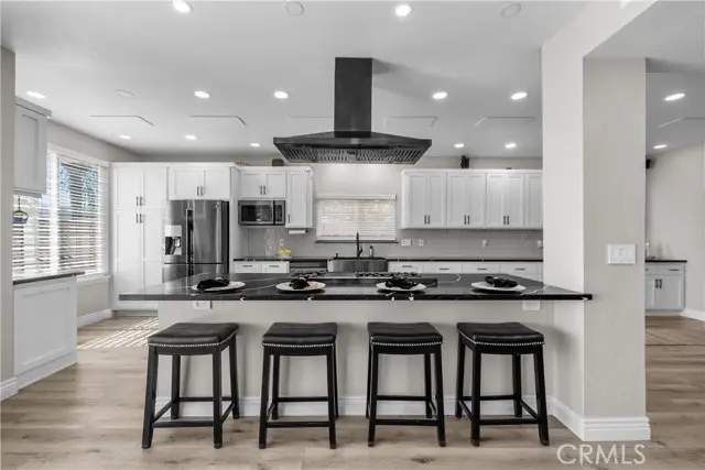 18554 Olympian Ct., Santa Clarita, CA 91351 - #2