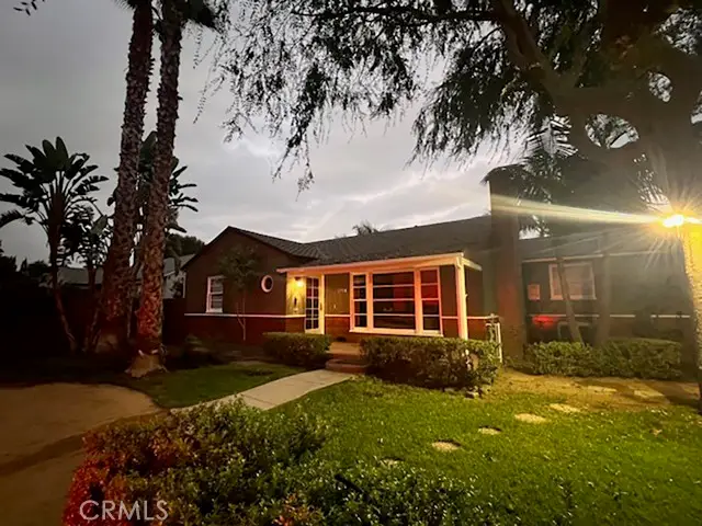 5744 Stansbury Avenue, Sherman Oaks, CA 91401 - Image #1