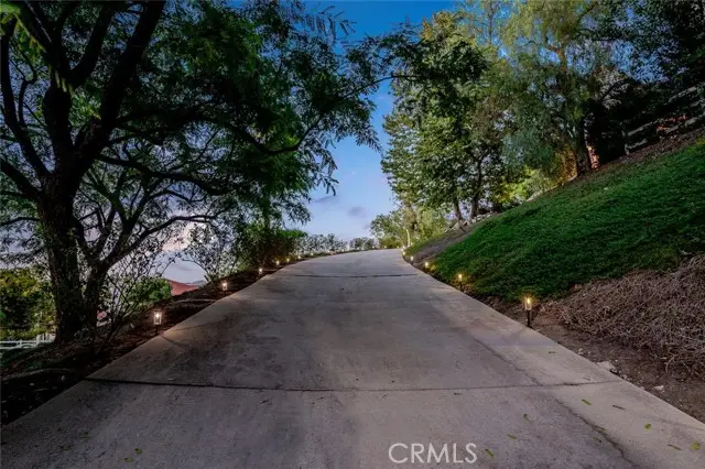 170 Dapplegray Road, Bell Canyon, CA 91307 - Image #2