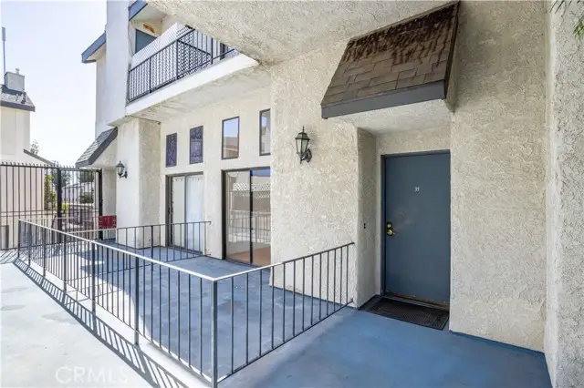 9620 Sepulveda #35, San Fernando Valley, CA 91343 - Image #3