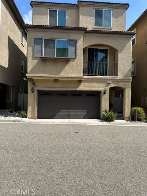 11926 Olive Glen, Los Angeles, CA 90047