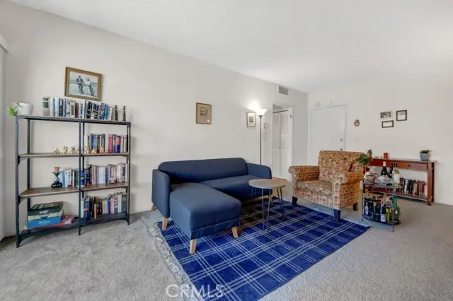 5349 Newcastle Avenue #42, Encino, CA 91316 - Image #3