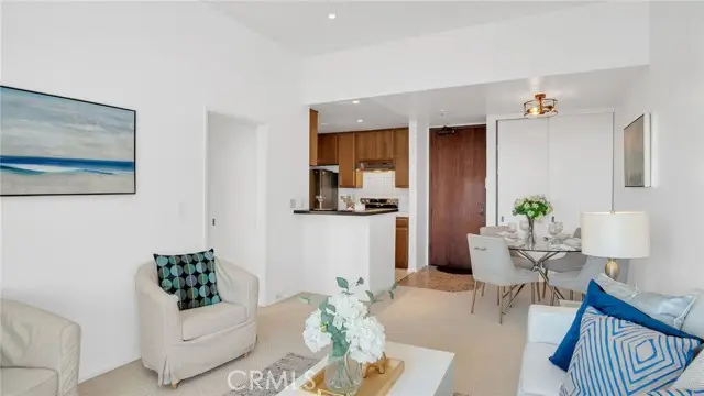 222 S Central Ave #432, Los Angeles, CA 90012 - Image #1