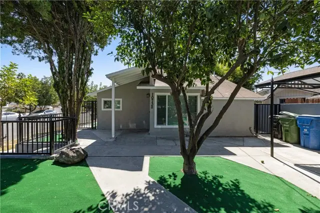 10732 Hatteras Street, North Hollywood, CA 91601 - Image #2