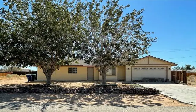 10416 Peach Avenue, California City, CA 93505 - Image #1