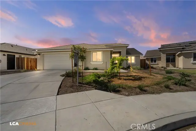 7310 Millers Point Lane, Bakersfield, CA 93307 - Image #1