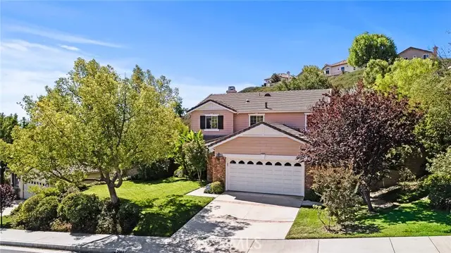 29027 Raintree, Saugus, CA 91390 - Image #1