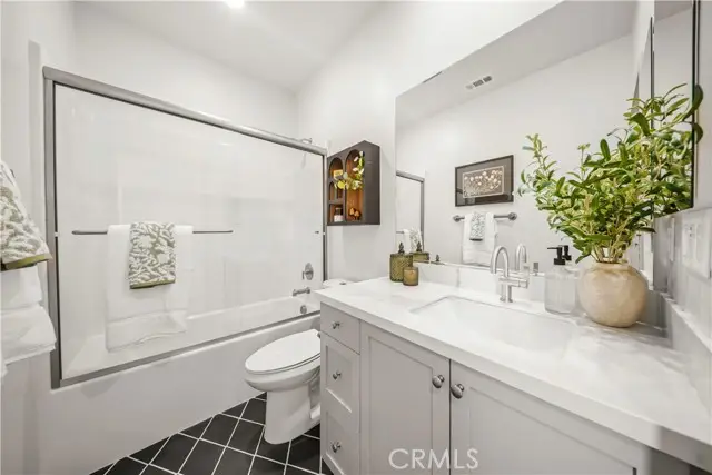 2857 Via Descanso, Camarillo, CA 93012 - #2