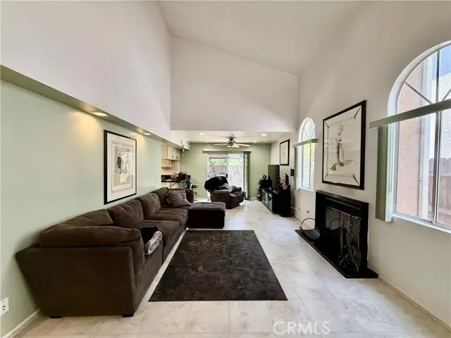 9213 Independence Way, San Fernando Valley, CA 91343 - Image #3