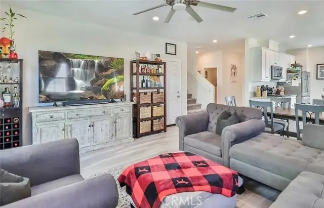 17025 Zion Drive, Canyon Country, CA 91387 - Image #2