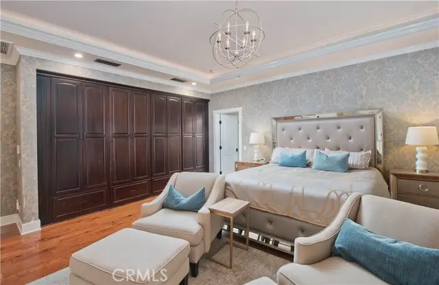 16426 Knollwood Drive, Granada Hills, CA 91344 - Image #2