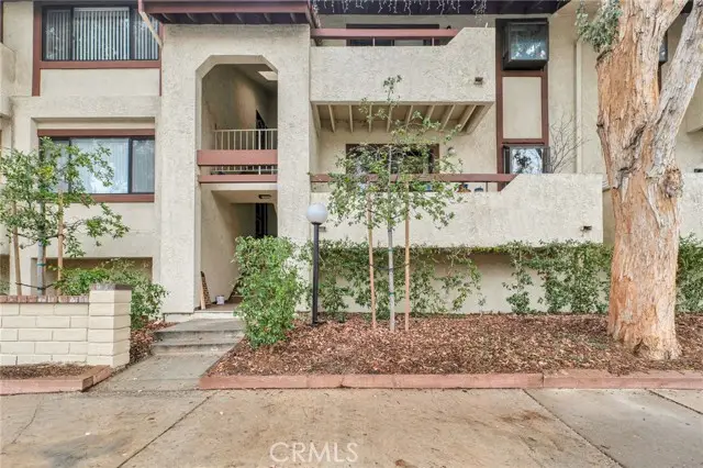 28010 Tiffany Lane #309, Santa Clarita, CA 91387 - Image #1