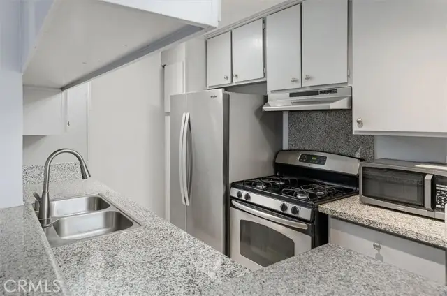 5700 Etiwanda Avenue #154, Tarzana, CA 91356 - Image #3