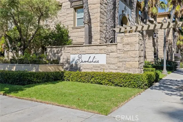 209 Riverdale Court #560, Camarillo, CA 93012 - Image #1