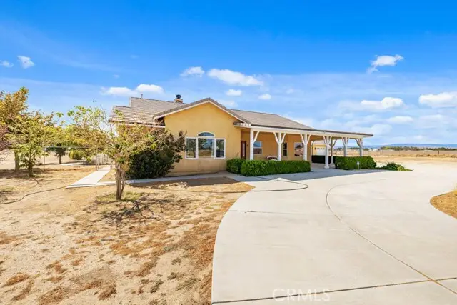 8320 W Avenue D10, Lancaster, CA 93536 - Image #2
