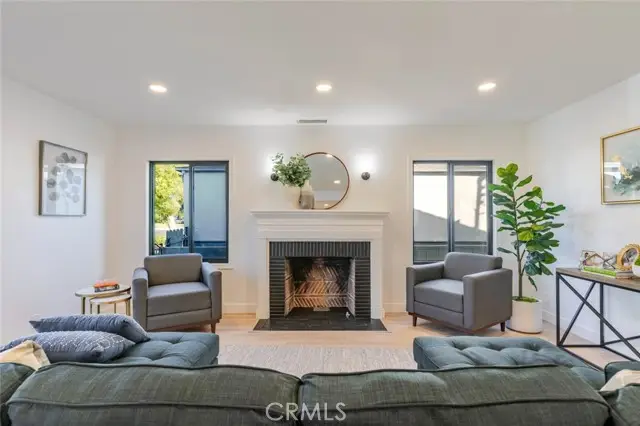 1736 N Niagara Street, Burbank, CA 91505 - Image #3