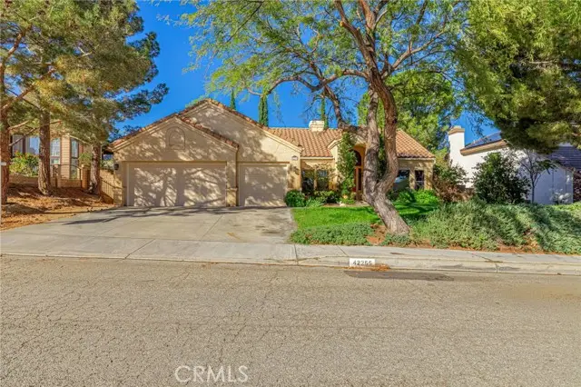 42255 Round Hill Drive, Lancaster, CA 93536 - Image #1