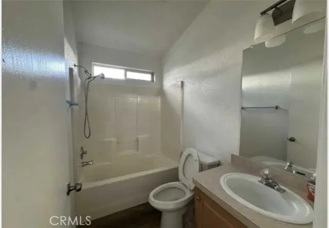 10900 Sepulveda #23, San Fernando, CA 91345 - Image #3