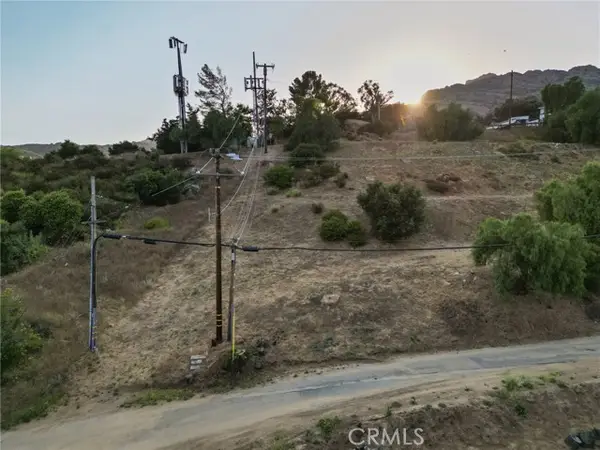 9203 Stevens Way, Canoga Park (los Angeles), CA 91304