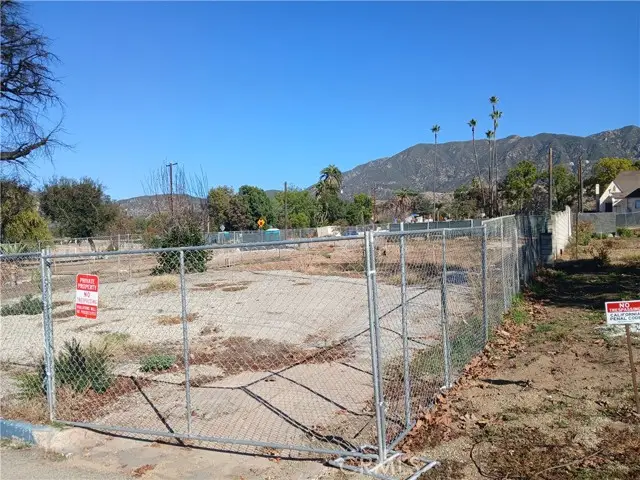 321 W Terrace, Altadena, CA 91001 - Image #2