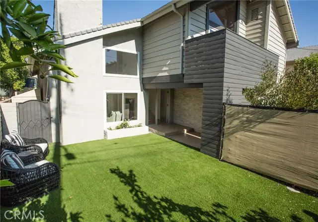 5714 Vantage Avenue, Valley Village, CA 91607 - Image #2